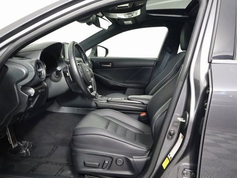 Used 2024 Lexus IS 350 F Sport RWD image 10