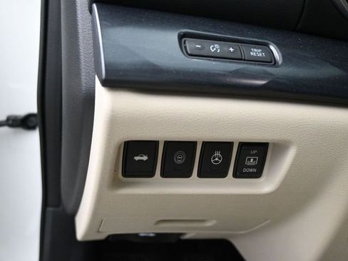 Used 2023 Nissan Maxima Platinum w/ Sport Mat Group FWD image 20