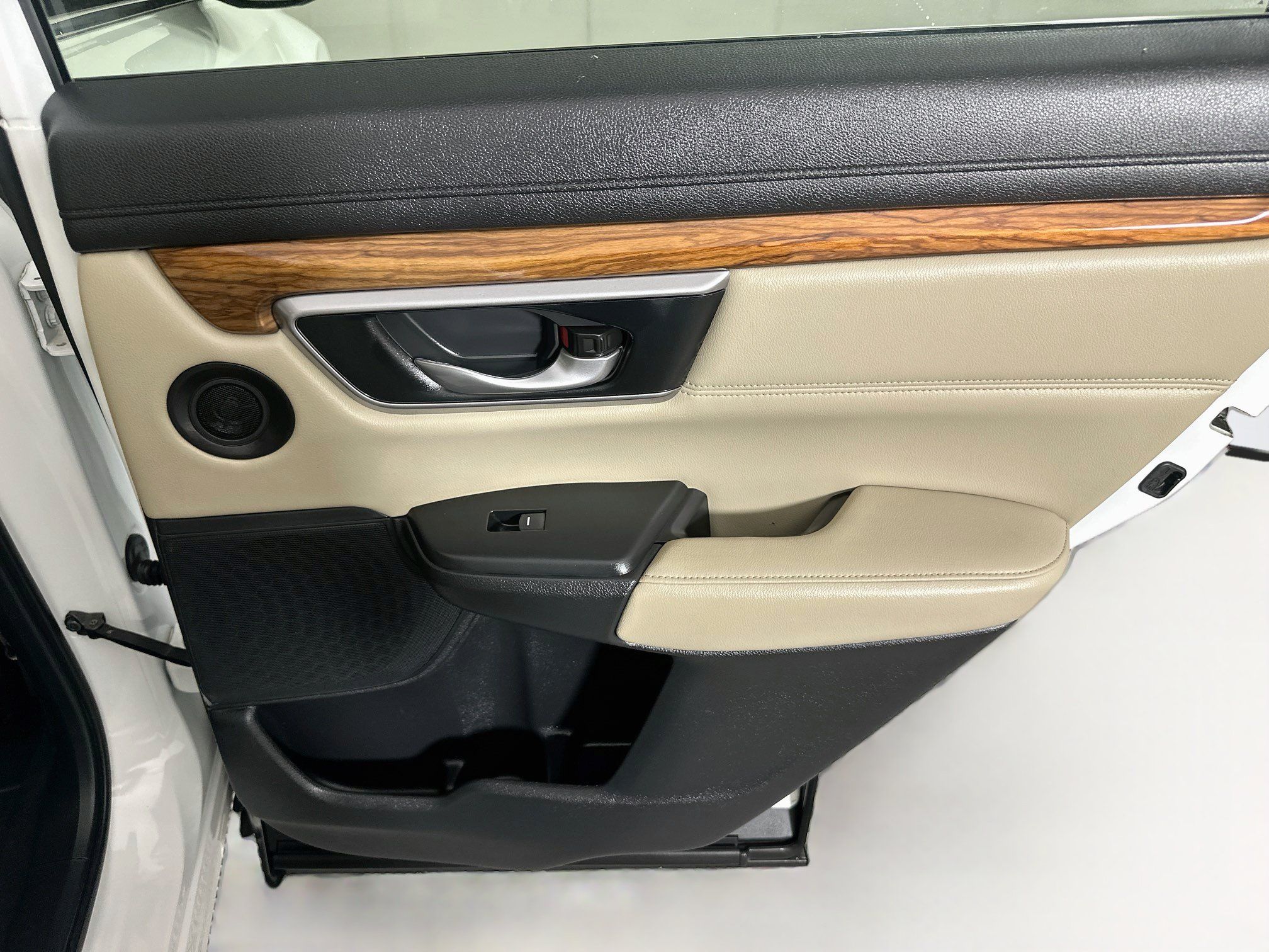 Used 2019 Honda CR-V EX-L image 31