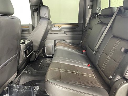 Certified 2025 Chevrolet Silverado 3500 High Country w/ High Country Premium Package image 16