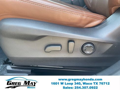 Used 2025 Subaru Outback Touring XT AWD/4WD image 14
