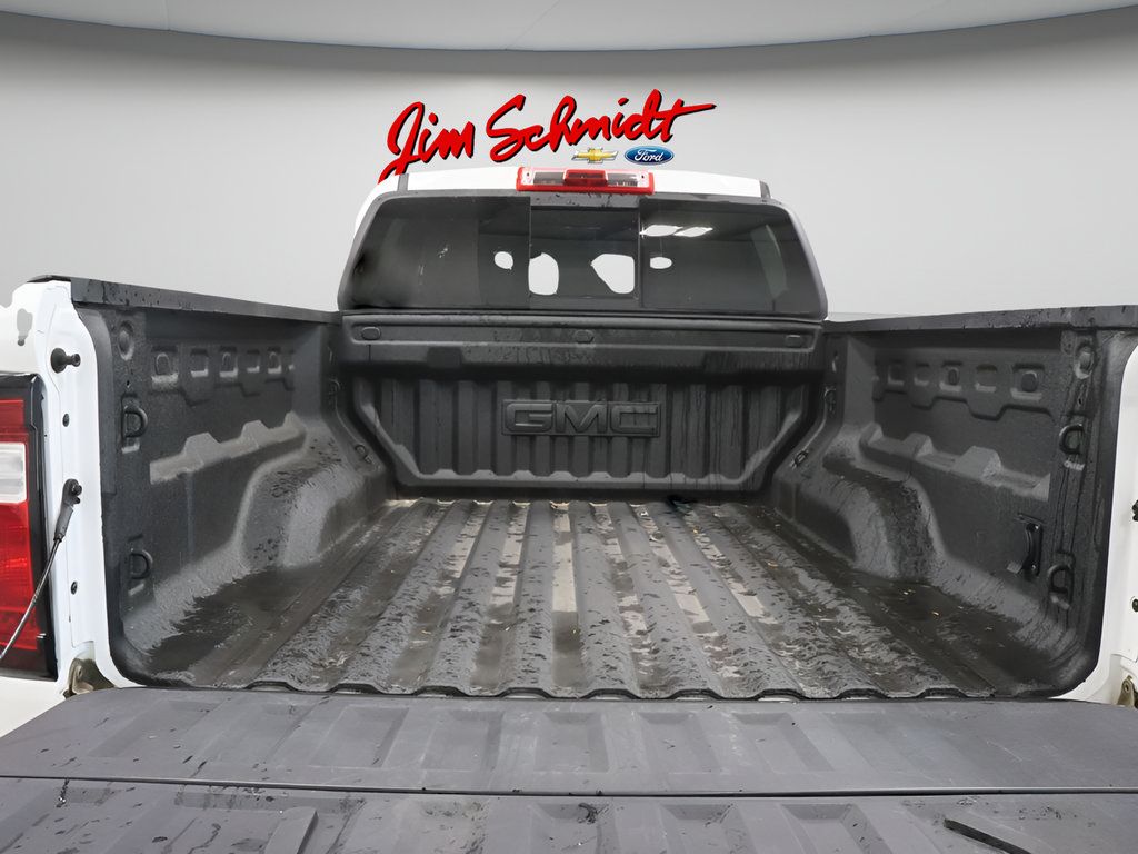Used 2024 GMC Canyon AT4 w/ AT4 Premium Package AWD/4WD image 31