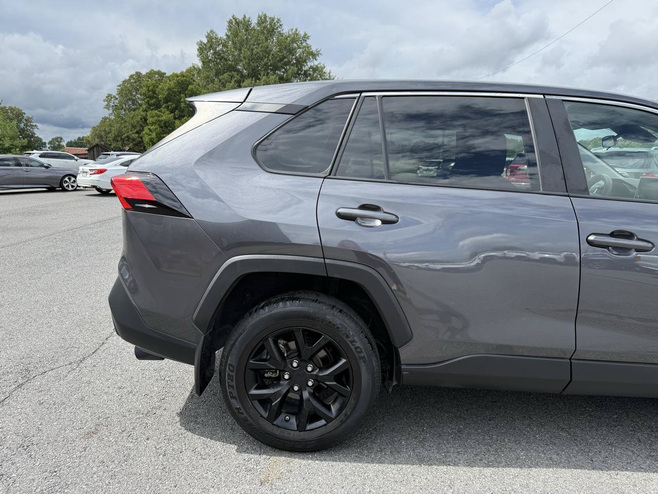 Used 2024 Toyota RAV4 LE FWD image 37