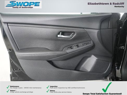 Used 2025 Nissan Sentra SV image 14