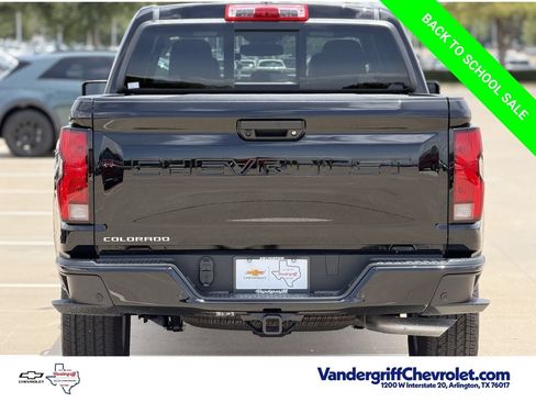 New 2026 Chevrolet Colorado LT w/ LT Convenience Package AWD/4WD image 5