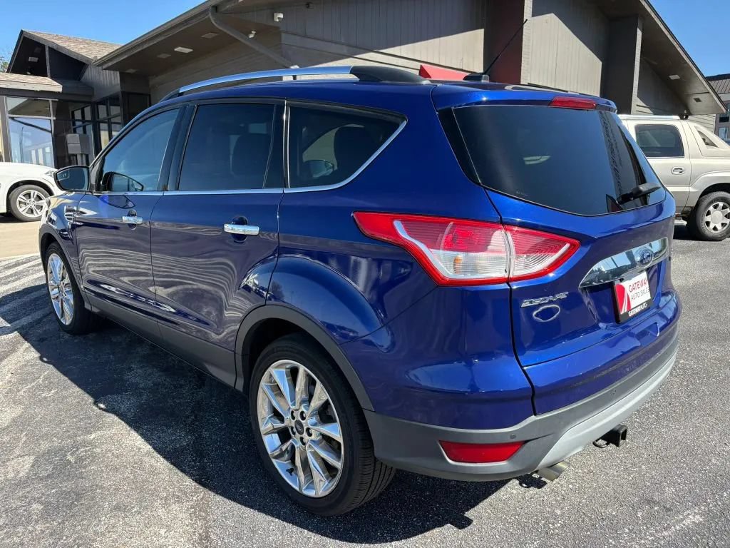 Used 2015 Ford Escape SE w/ SE Chrome Package FWD image 3