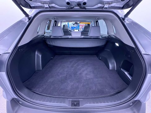 Used 2024 Toyota RAV4 XLE Premium FWD image 41