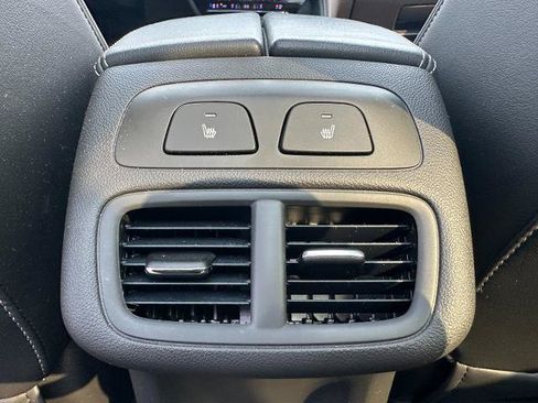Used 2023 Buick Envision Avenir AWD/4WD image 21