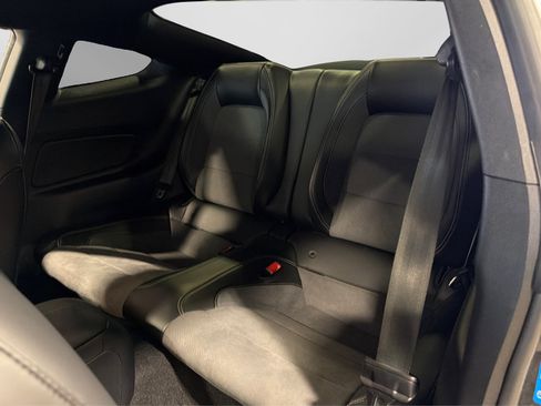 Used 2019 Ford Mustang Shelby GT350 w/ Technology Package RWD image 37