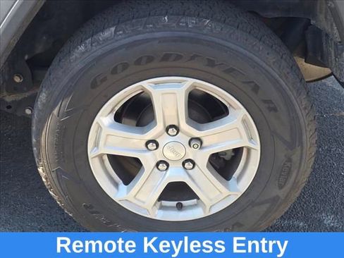 Used 2018 Jeep Wrangler Unlimited Sport S image 18