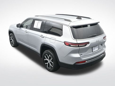 Used 2023 Jeep Grand Cherokee L Limited image 30