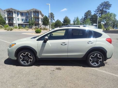 Used 2016 Subaru Crosstrek 2.0i Limited AWD/4WD image 6