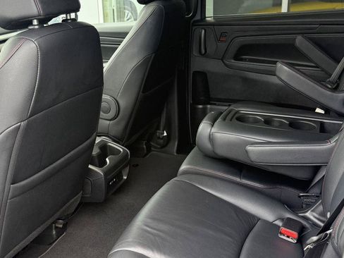Used 2025 Honda Odyssey Sport-L image 31