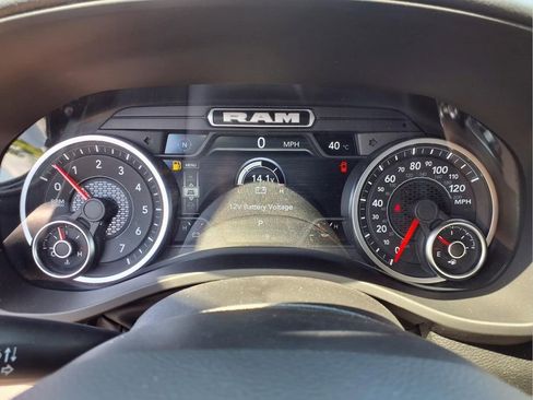 New 2026 RAM 1500 Express AWD/4WD image 14