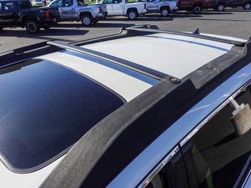 Used 2014 Subaru Outback 2.5i Limited w/ Moonroof Package image 11