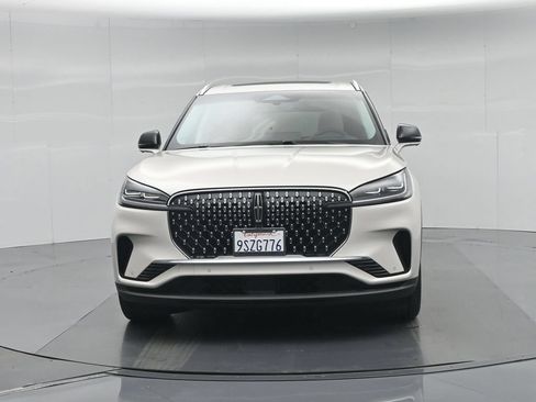 Used 2025 Lincoln Aviator Reserve w/ Equipment Group 201A AWD/4WD image 31