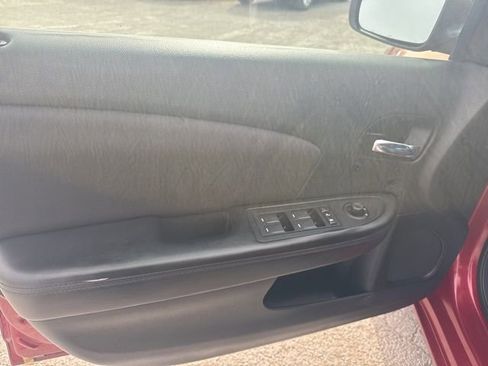 Used 2013 Chrysler 200 Touring w/ S Exterior Appearance Pkg image 15