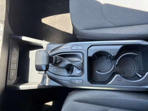 Used 2025 Kia K4 FWD image 40