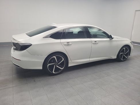 Used 2018 Honda Accord LX image 10