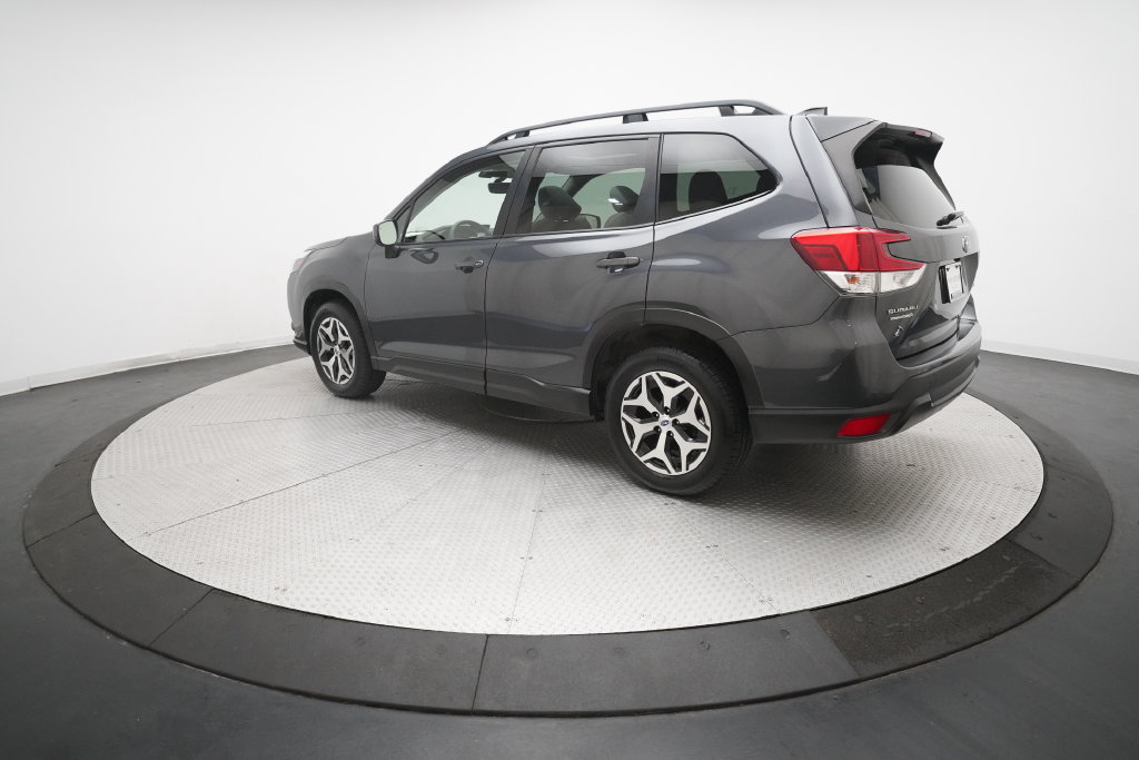 Certified 2024 Subaru Forester Premium AWD/4WD image 34