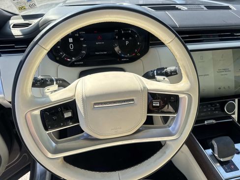 Used 2023 Land Rover Range Rover Long Wheelbase Autobiography AWD/4WD image 22