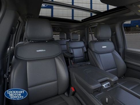 New 2026 Ford Expedition Platinum image 10