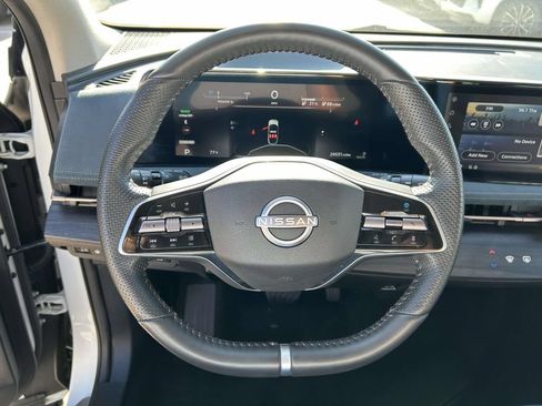 Used 2023 Nissan Ariya AWD/4WD image 18