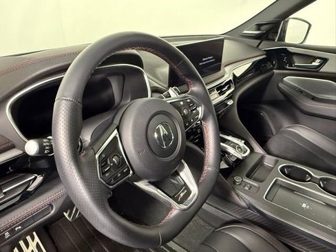 Used 2025 Acura MDX A-Spec image 15
