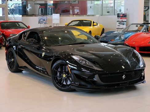 Certified 2020 Ferrari 812 Superfast RWD image 89