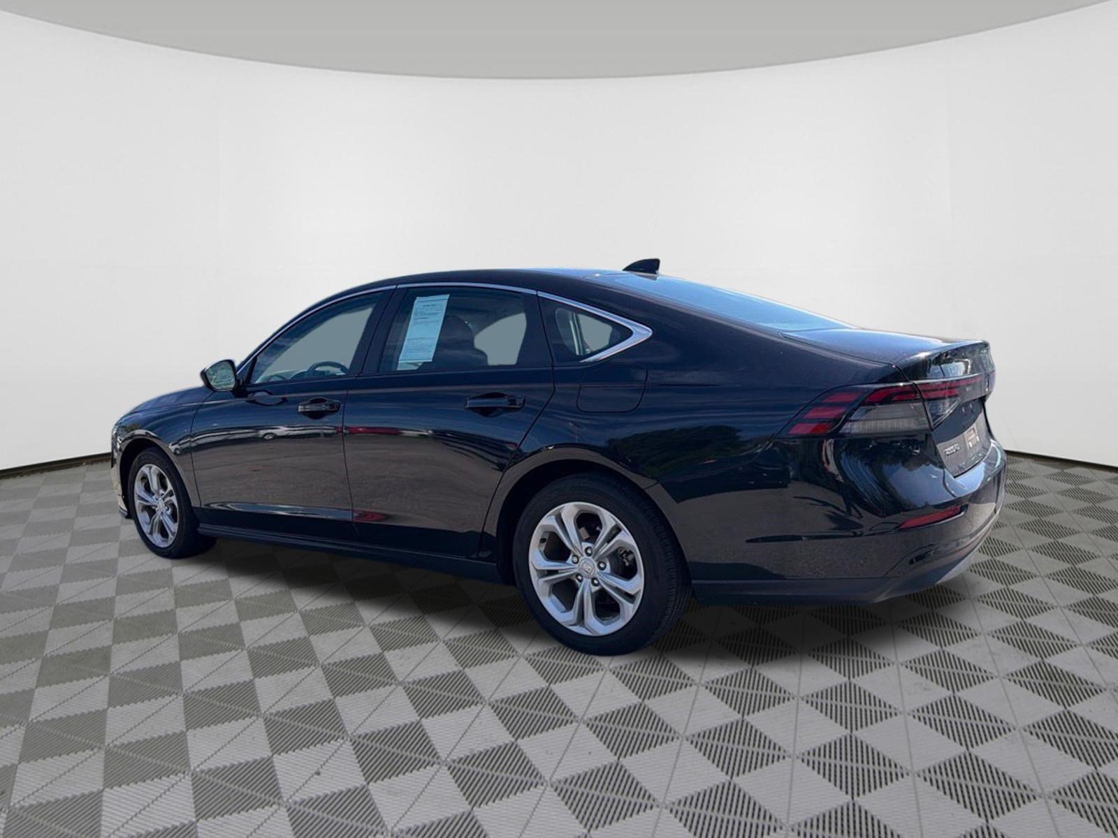 Used 2024 Honda Accord LX image 5