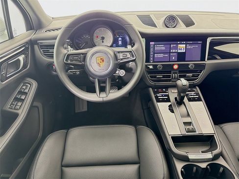 New 2026 Porsche Macan S image 27