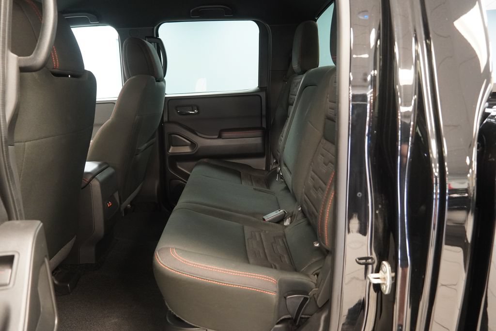 Used 2023 Nissan Frontier PRO-4X w/ Technology Package AWD/4WD image 25