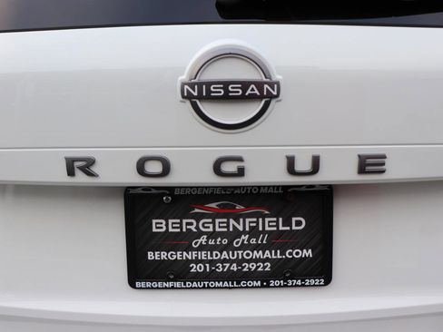 Used 2024 Nissan Rogue S FWD image 52