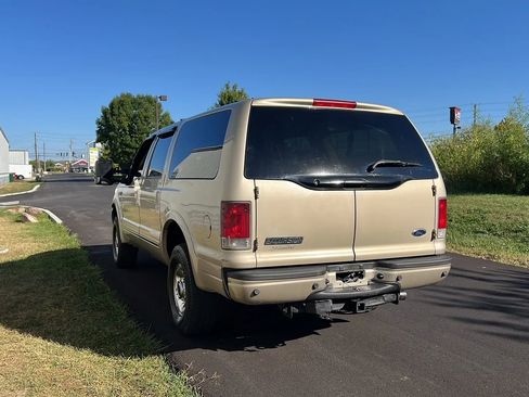 Used 2004 Ford Excursion Limited AWD/4WD image 6
