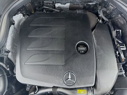 Used 2021 Mercedes-Benz GLC 300 GLC 300 w/ Premium Package image 29