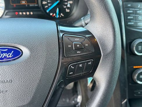 Used 2018 Ford Explorer FWD image 12