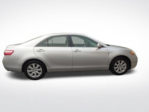 Used 2007 Toyota Camry FWD image 7