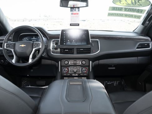 Used 2023 Chevrolet Suburban LT image 23