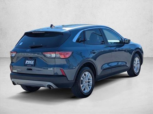 Used 2020 Ford Escape SE image 5