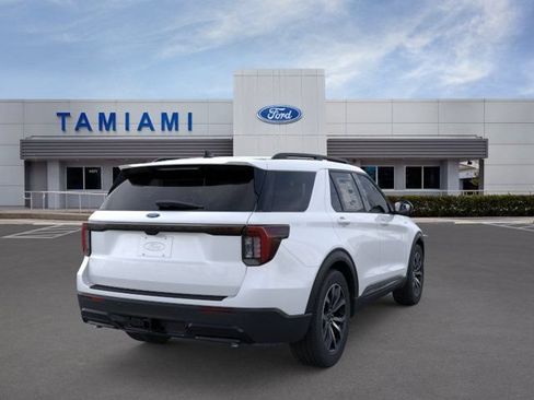 New 2026 Ford Explorer ST-Line RWD image 8