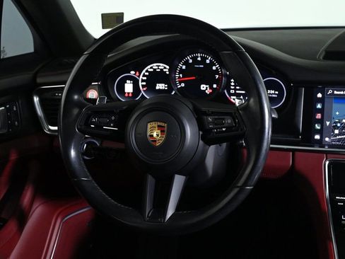 Certified 2023 Porsche Panamera Platinum Edition image 12