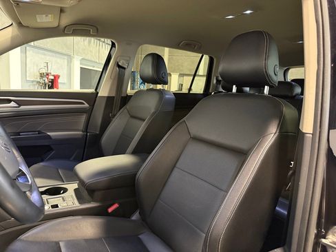 Used 2021 Volkswagen Atlas SE image 14