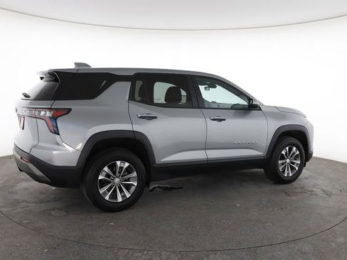 Used 2025 Chevrolet Equinox LT image 13