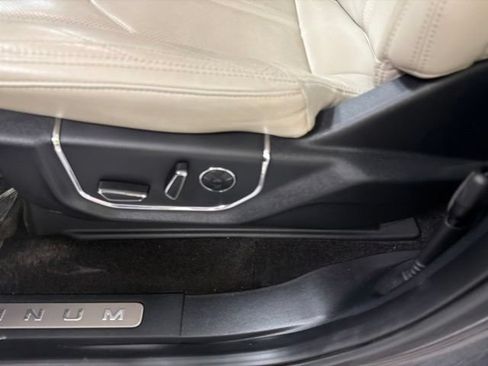 Used 2020 Ford Expedition Platinum AWD/4WD image 20