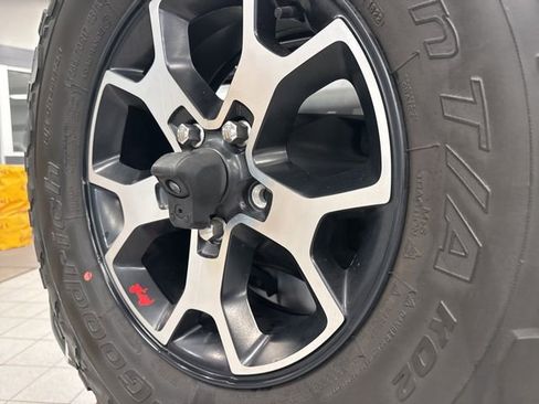 Used 2022 Jeep Wrangler Unlimited Rubicon w/ LED Lighting Group image 14