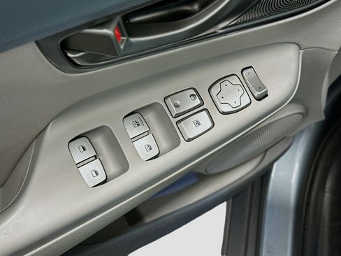 Used 2021 Hyundai Kona Limited FWD image 15