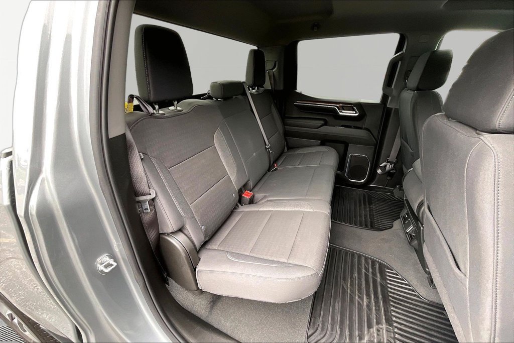 Used 2024 Chevrolet Silverado 1500 LT AWD/4WD image 29
