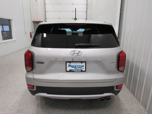Used 2022 Hyundai Palisade SE AWD/4WD image 12