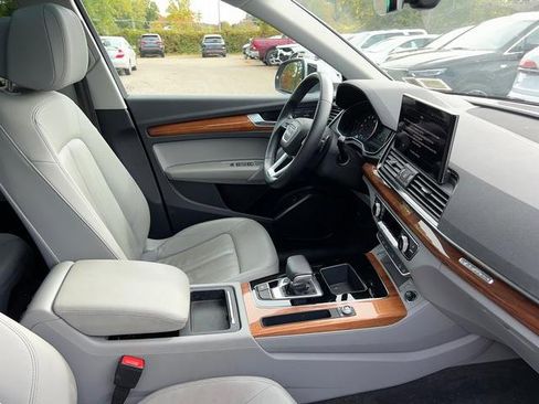 Used 2021 Audi Q5 2.0T Premium w/ Convenience Package image 25
