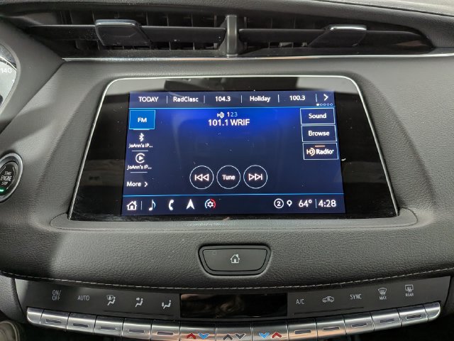 Certified 2023 Cadillac XT4 Premium Luxury w/ Cold Weather Package FWD image 21